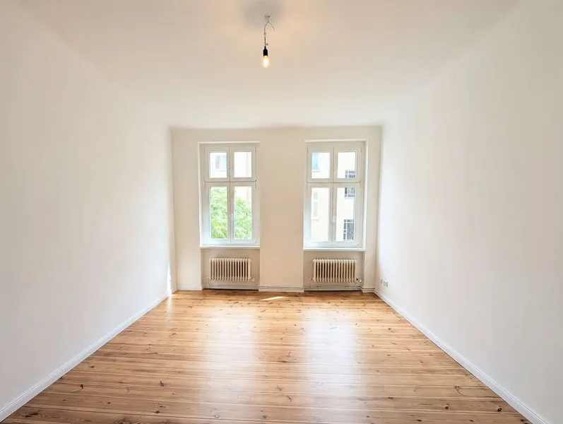 Erstbezug nach Sanierung: 3-Zimmer-Wohnung mit Einbauküche in Berlin-Moabit — photo 1